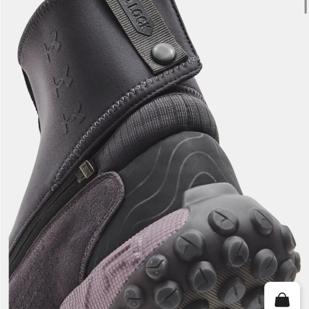 Under Armour - Picture 16 of 16